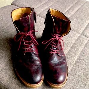 Soffit women’s boots, good condition size 9M